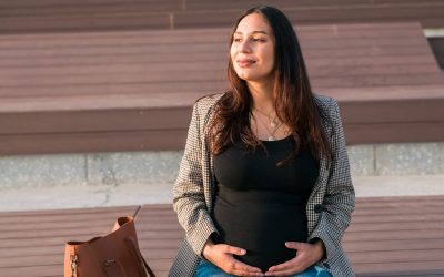 urban-portrait-of-a-modern-pregnant-latina-woman-2025-02-25-14-12-32-utc (1) (1)